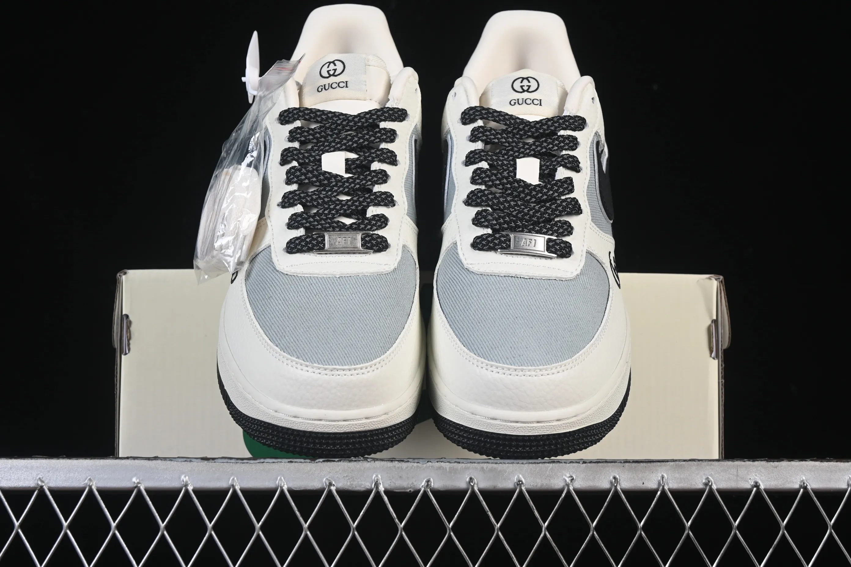 All categories Nk Air Force 1 Air Force series Nk Air Force 1 Low Air Force low-top Nike Air Force 1'07 Low Gucci co-branded white gray black Air Force 1 low-top casual sneakers YF9511-808